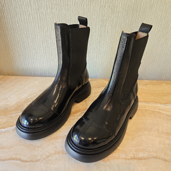 Ganni Everyday Leather Mid Chelsea Boot - Picture 1 of 16